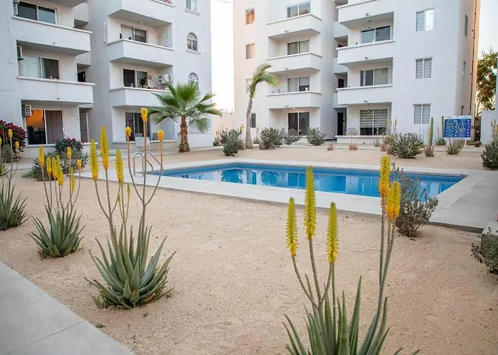 Downtown W/ Pool Apartamento